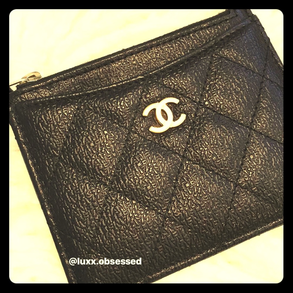 ❌SOLD❌ Pre-❤️ CHANEL caviar with GHW zippy